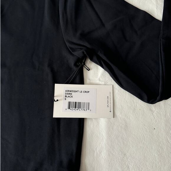 Splits59 Black Air Weight Long Sleeve Crop Top - Picture 6 of 8